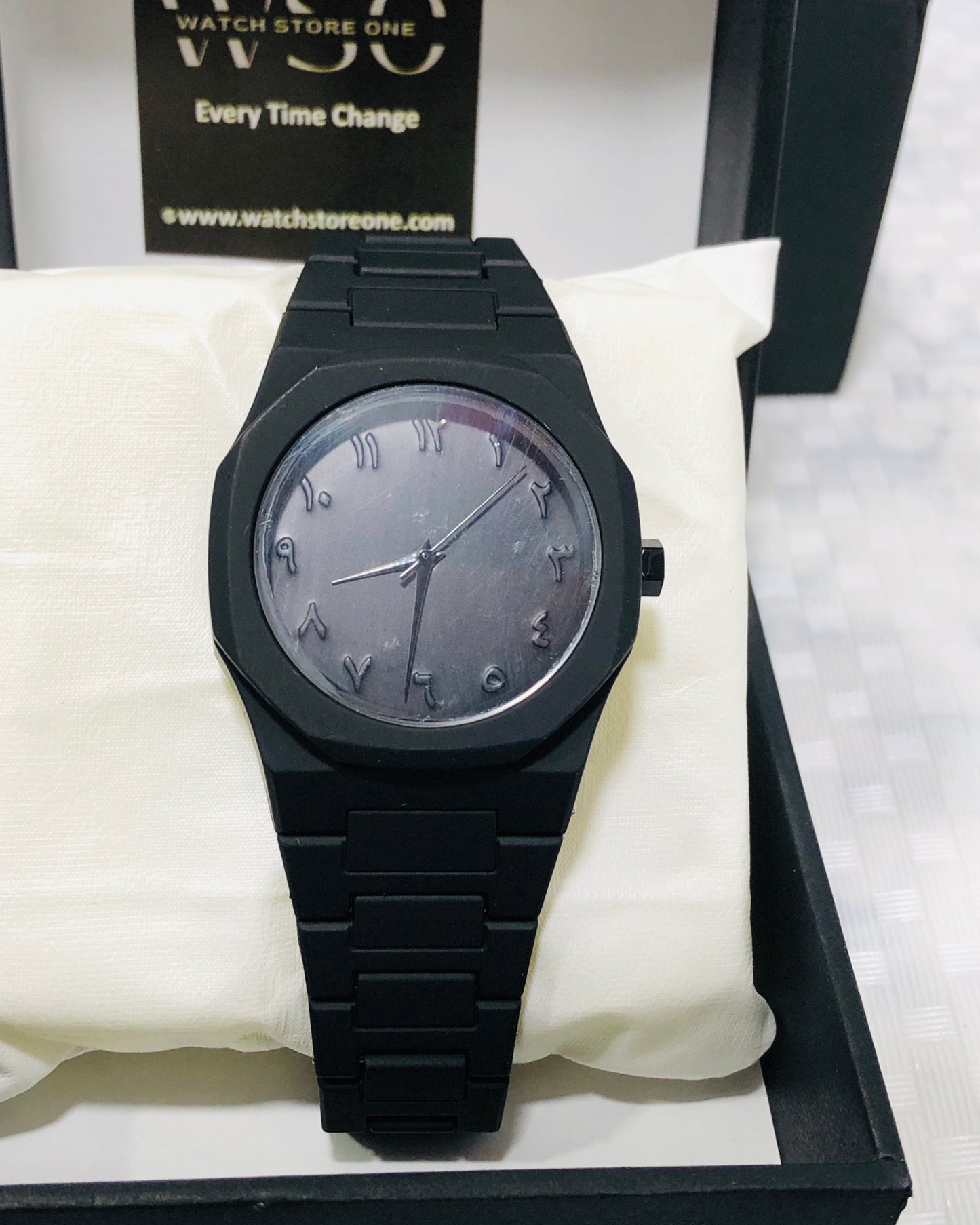 BLACK ORA WATCH