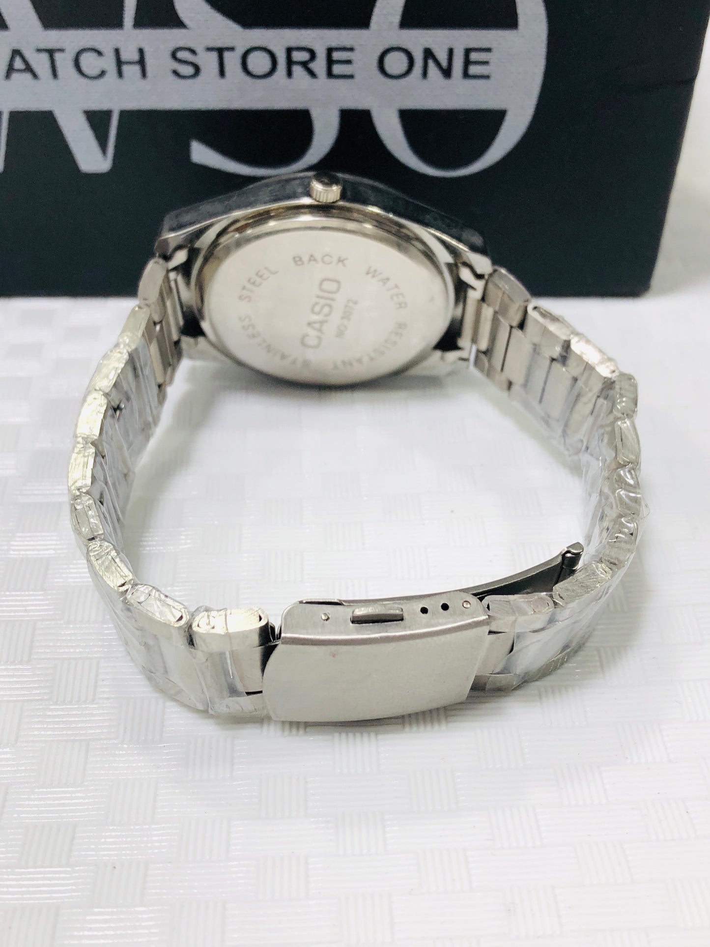 Casio Quartz >Silver Black
