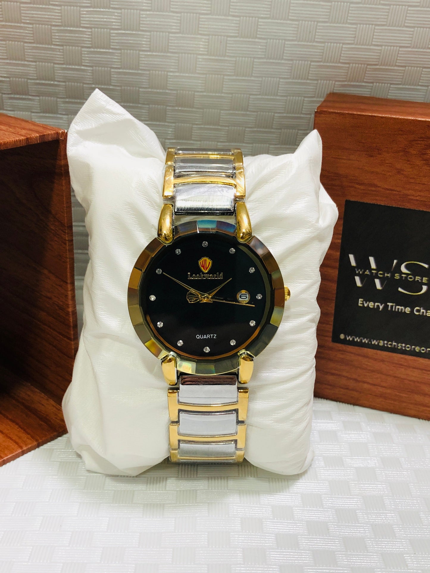 Jubilee Quartz Slim Watches