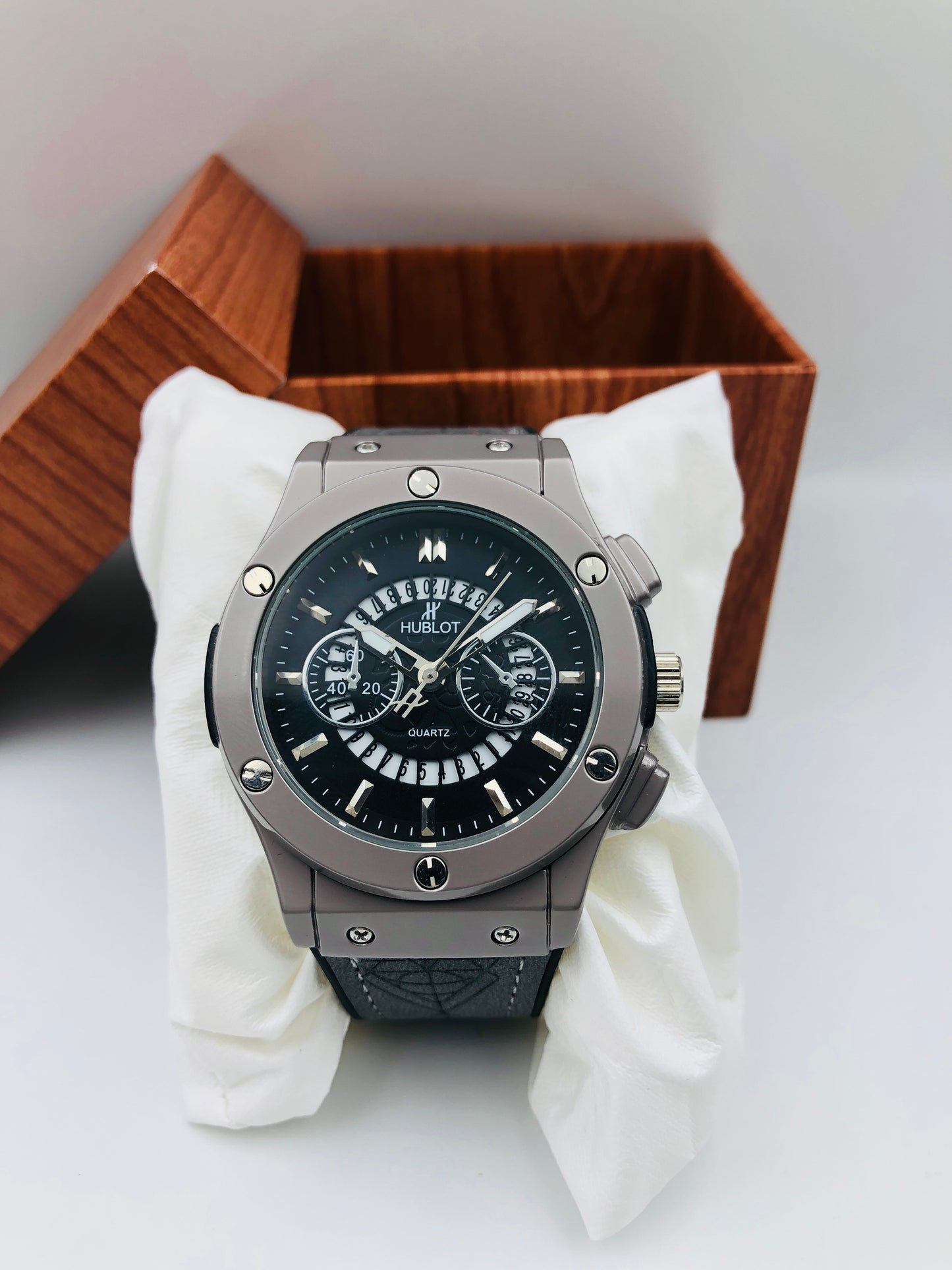 Hublot Strap Date Watch